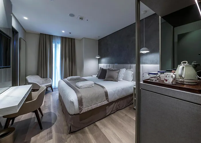 The Regency, Rome, A Tribute Portfolio 4* Rzym