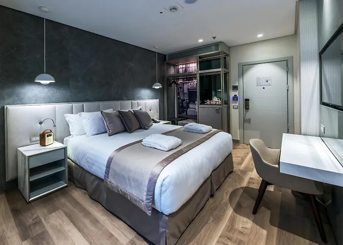 Hotel The Regency, Rome, A Tribute Portfolio 4*